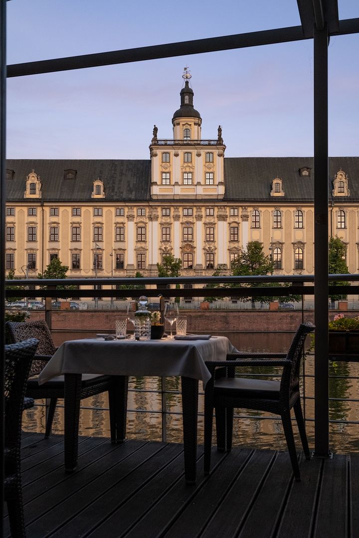 View of the Oder and Wrocław from the Przystań & Marina terrace, photo 04